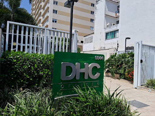 Fachada da Clínica Ventura em Pilares